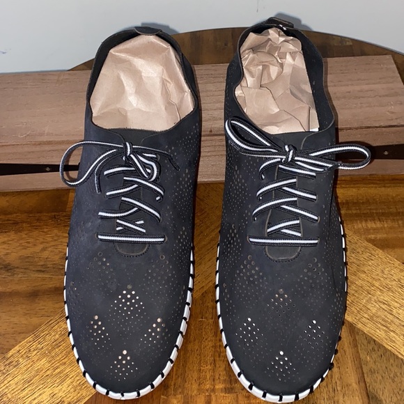 Eric Michael Annie Walking Shoe / Black - Picture 6 of 8